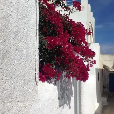 1705 Castle House * Pyrgos Kallistis