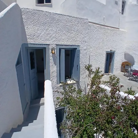 Villa 1705 Castle House Pyrgos Kallistis