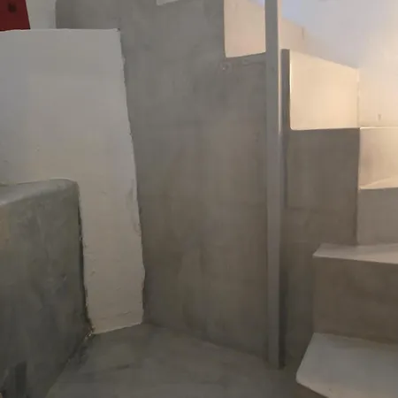 1705 Castle House Villa Pýrgos