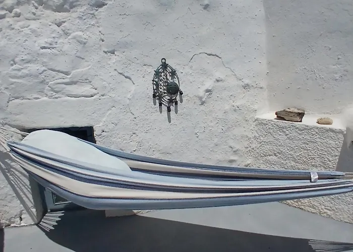 1705 Castle House Willa *