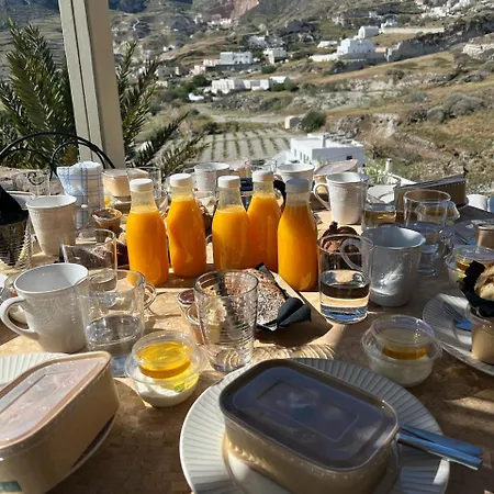 Villa 1705 Castle House