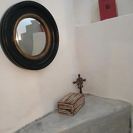 Villa 1705 Castle House