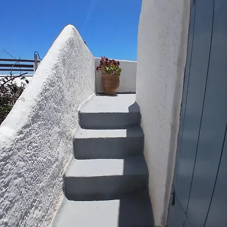 Villa 1705 Castle House *