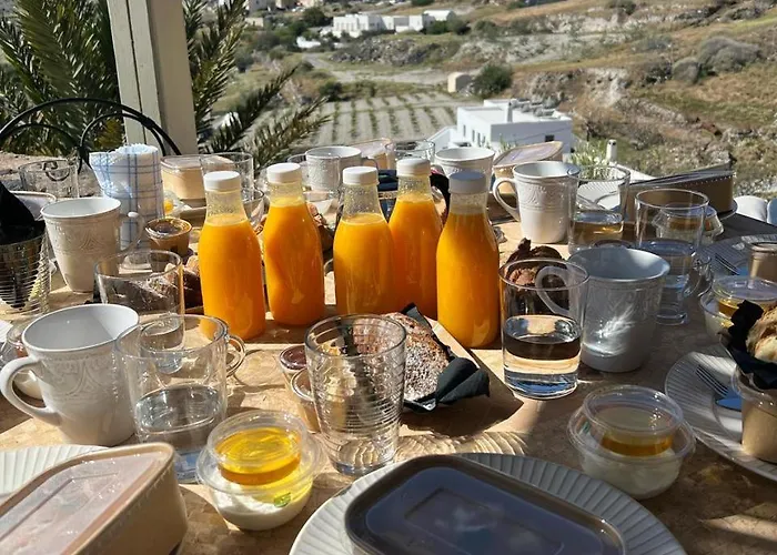 Villa 1705 Castle House