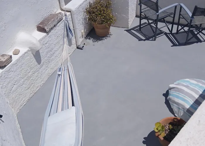 1705 Castle House Pýrgos